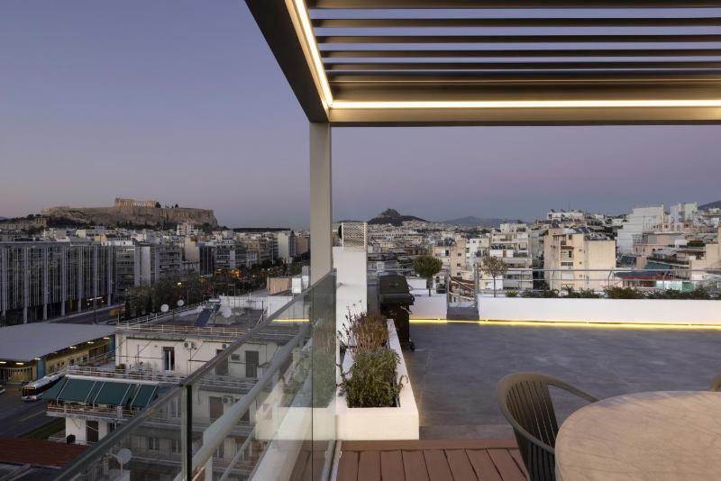 NEW STUNNING PENTHOUSE W/SPECTACULAR VISTAS! - image 10