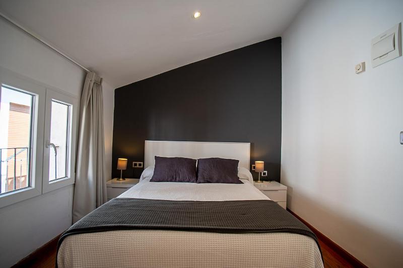 Small Double or Twin Room image 4