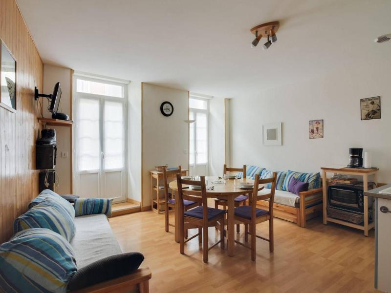 Apartment (4 Adults) image 1