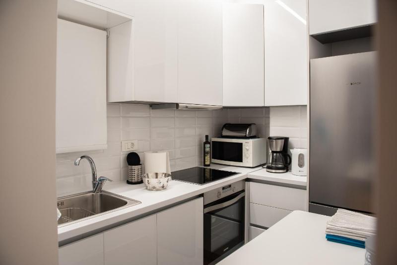 Katia Modern Apartment in Athens - image 13