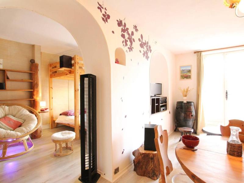 Grand studio 4 pers avec balcon au cœur de Briançon - FR-1-330C-3 Images