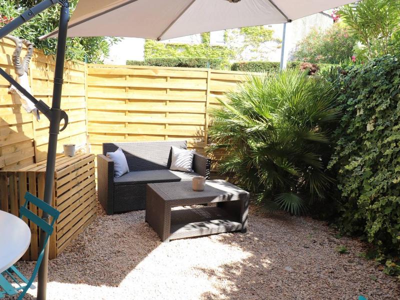 Studio Cabine Boucanet - Rez-de-jardin, Clim, Wifi, Terrasse, Parking - 4 personnes - FR-1-307-171 Images