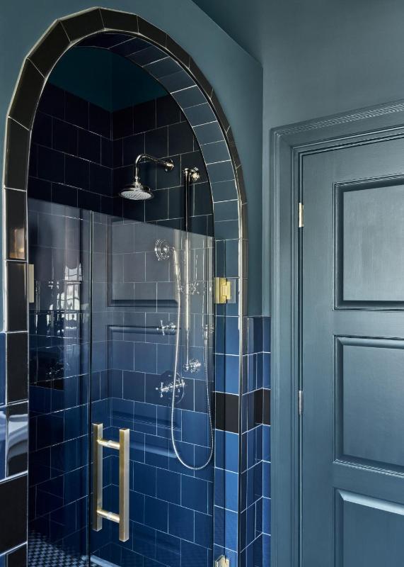 Executive Junior Suite image 2