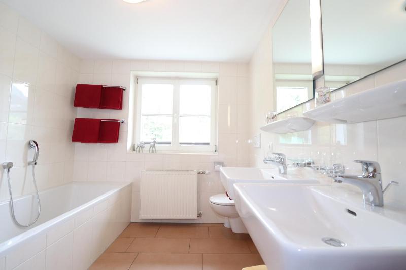 Superior Two-Bedroom Apartment image 2
