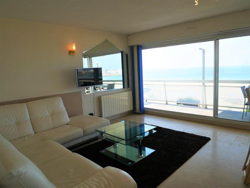 Quiberon: Appartement 3 pièces avec balcon et parking près du centre - image 2
