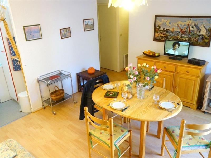 Charmant T2 Cabine à Luchon - Terrasse & Parking - Proche Centre & Commodités - Animaux Admis - FR-1-313-123 Images