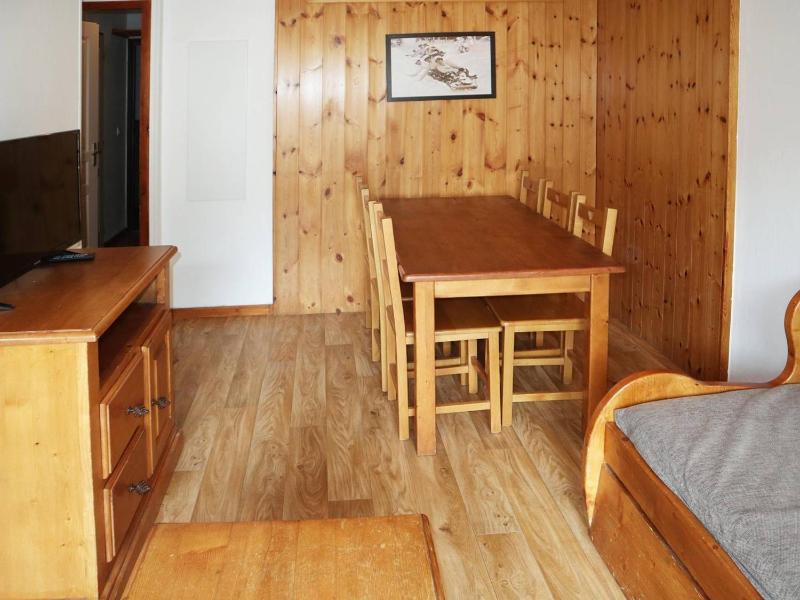 Appartement 2 pièces près des pistes avec piscine et sauna - FR-1-322-438 - image 7