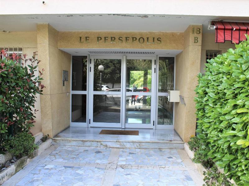 Studio Cosy avec Terrasse et Parking à 30m de la Mer Cagnes-sur-Mer - FR-1-252A-56 - image 10