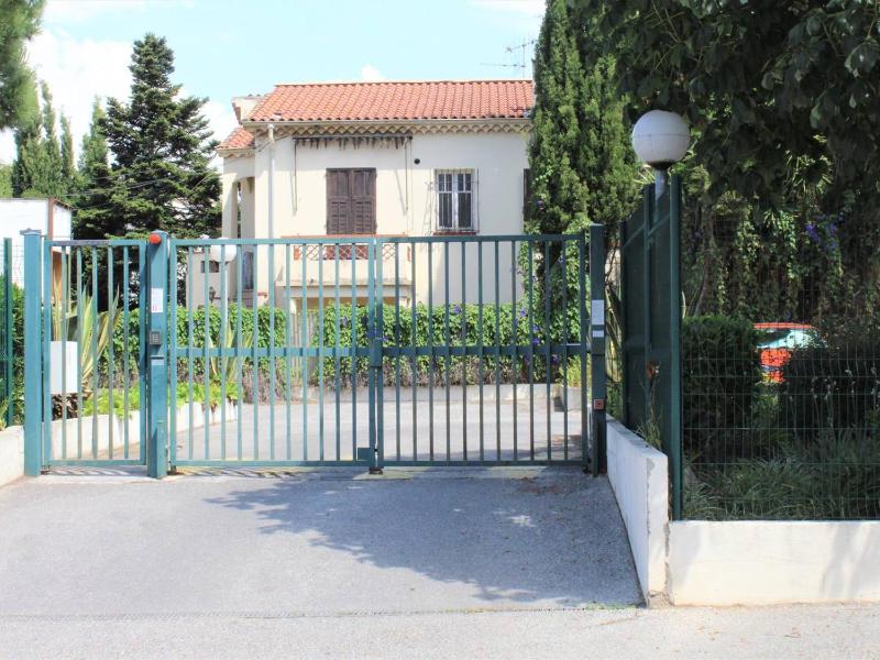 Studio Cosy avec Terrasse et Parking à 30m de la Mer Cagnes-sur-Mer - FR-1-252A-56 - image 6