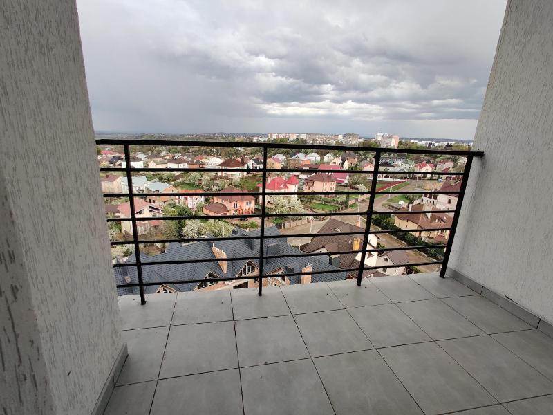 Studio Apartment image 4