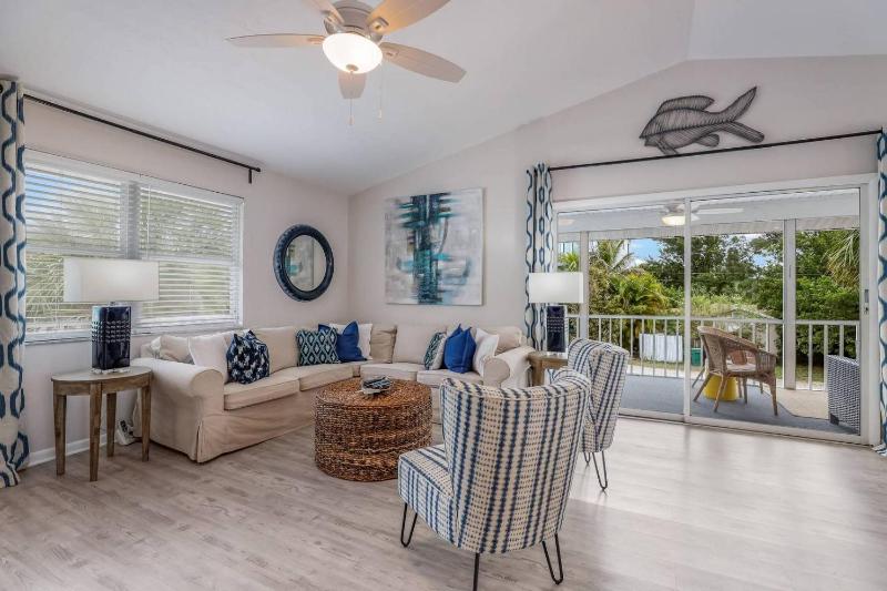 On Point - 811 Jacaranda Rd - image 13