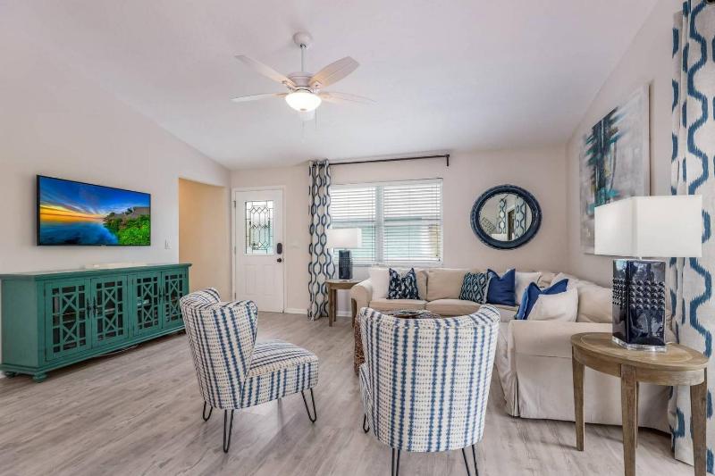 On Point - 811 Jacaranda Rd - image 23