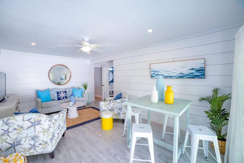 On Point - 811 Jacaranda Rd - image 28