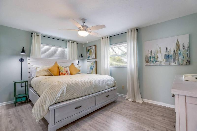 On Point - 811 Jacaranda Rd - image 42