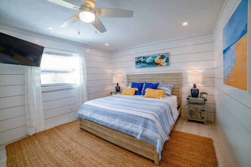 On Point - 811 Jacaranda Rd - image 25