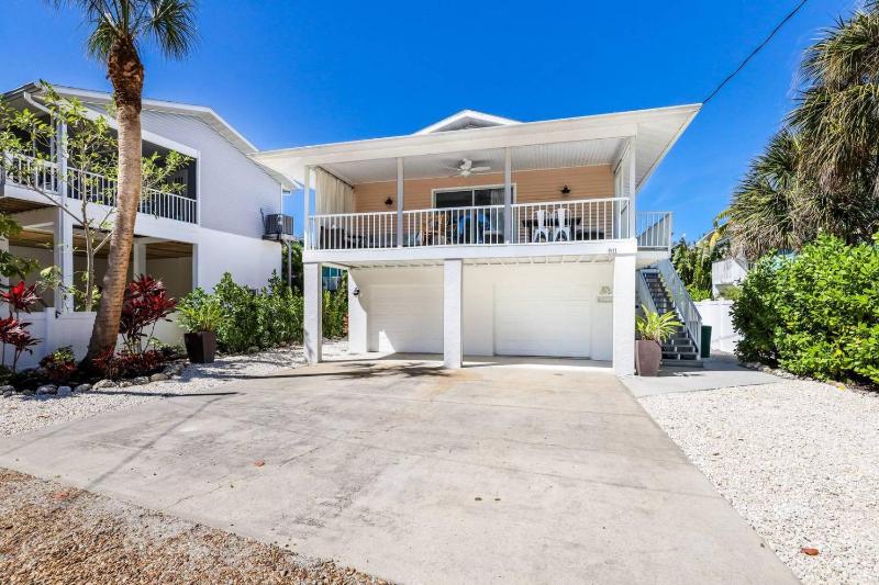 On Point - 811 Jacaranda Rd - image 4