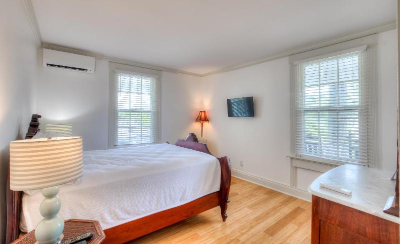 Premier Room image 3