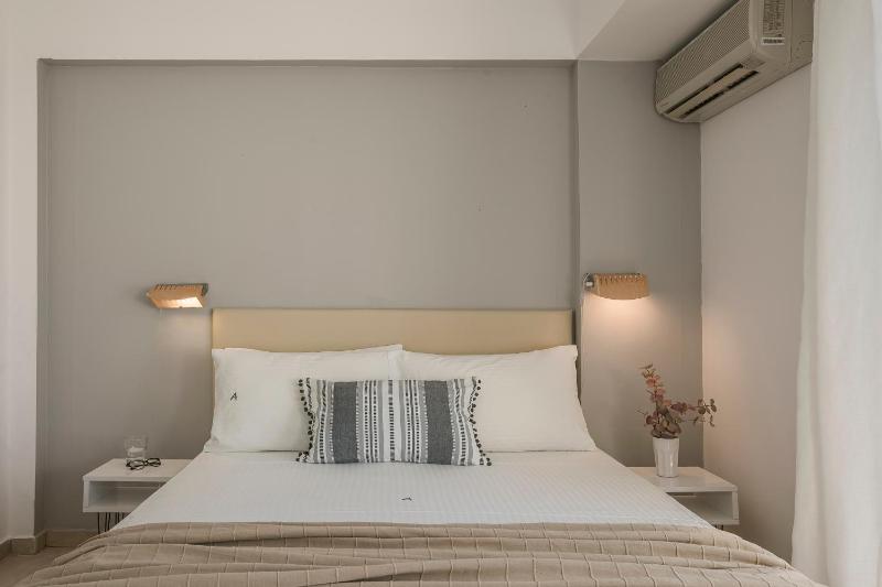 Agnanti Suites - image 30
