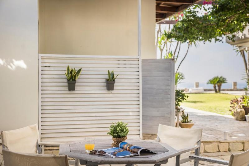 Agnanti Suites - image 19