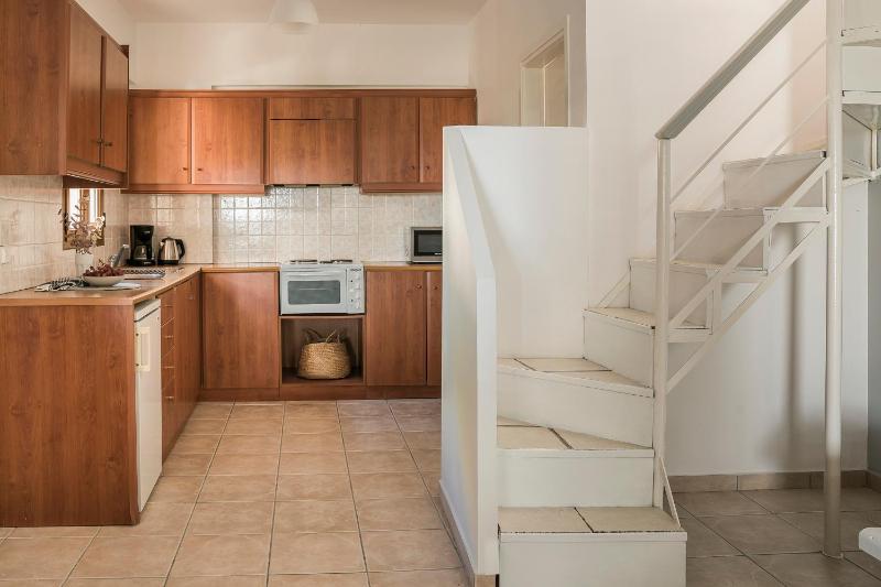 Agnanti Suites - image 38
