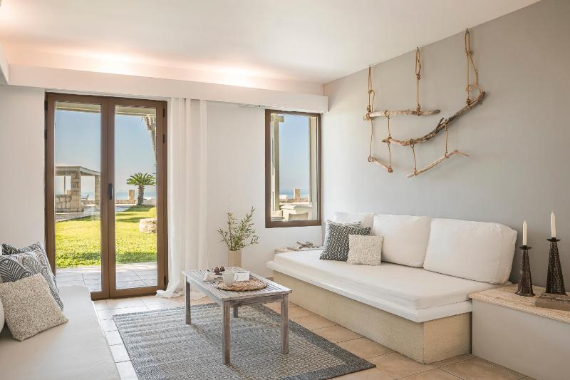 Agnanti Suites - image 27