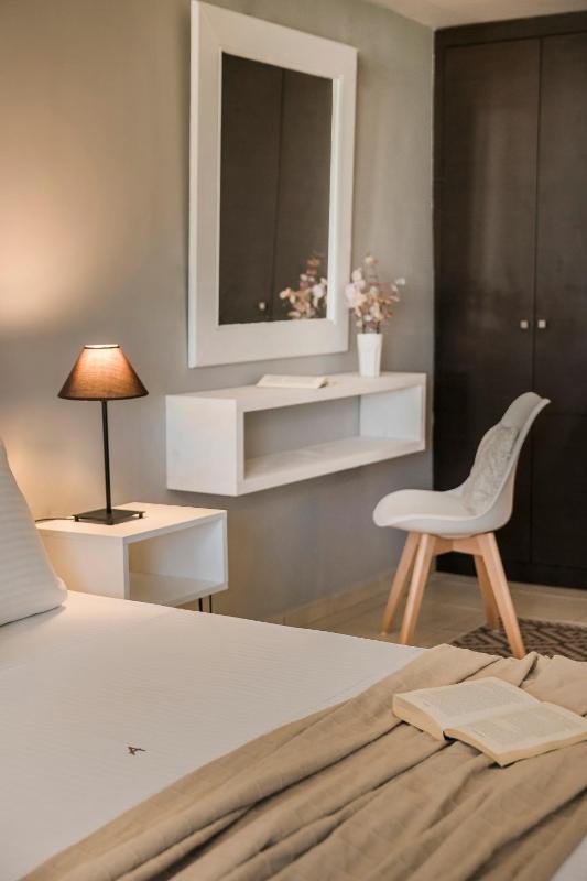 Agnanti Suites - image 21