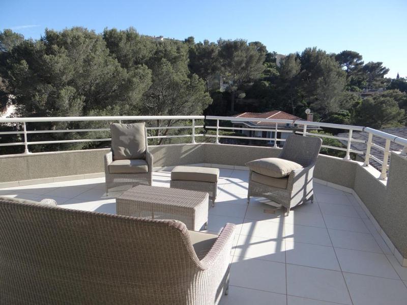 Superbe Penthouse T3 Climatisé avec Garage à Cavalaire-sur-Mer - FR-1-100-226 - image 6