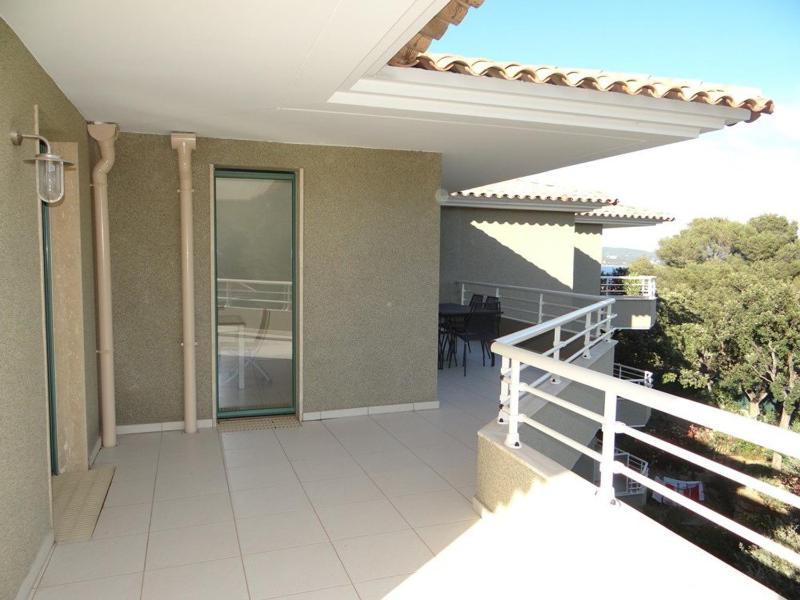 Superbe Penthouse T3 Climatisé avec Garage à Cavalaire-sur-Mer - FR-1-100-226 - image 8