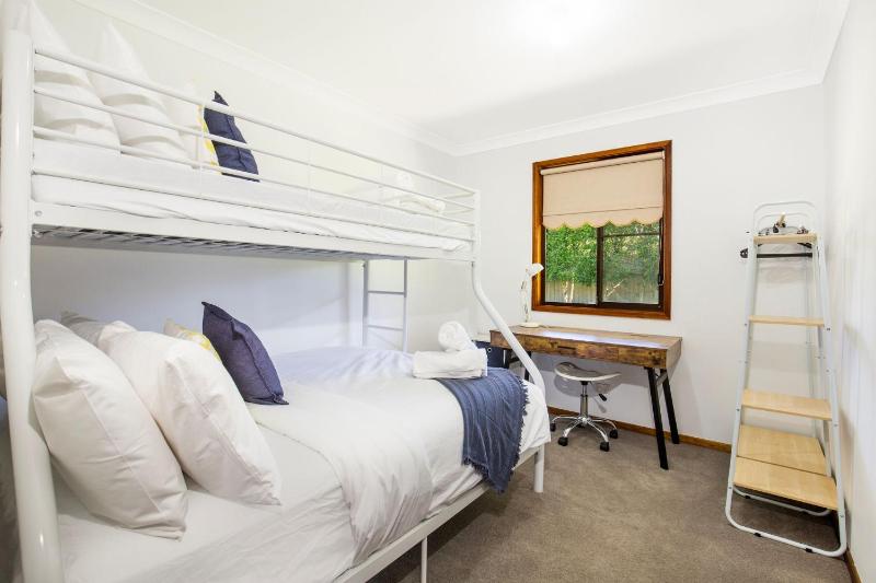 Callala Calm Pet Friendly 5 Mins Walk to Beach - image 15