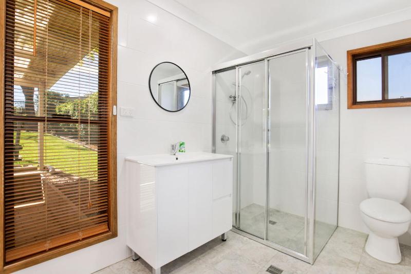 Callala Calm Pet Friendly 5 Mins Walk to Beach - image 19
