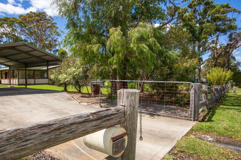Callala Calm Pet Friendly 5 Mins Walk to Beach - image 44