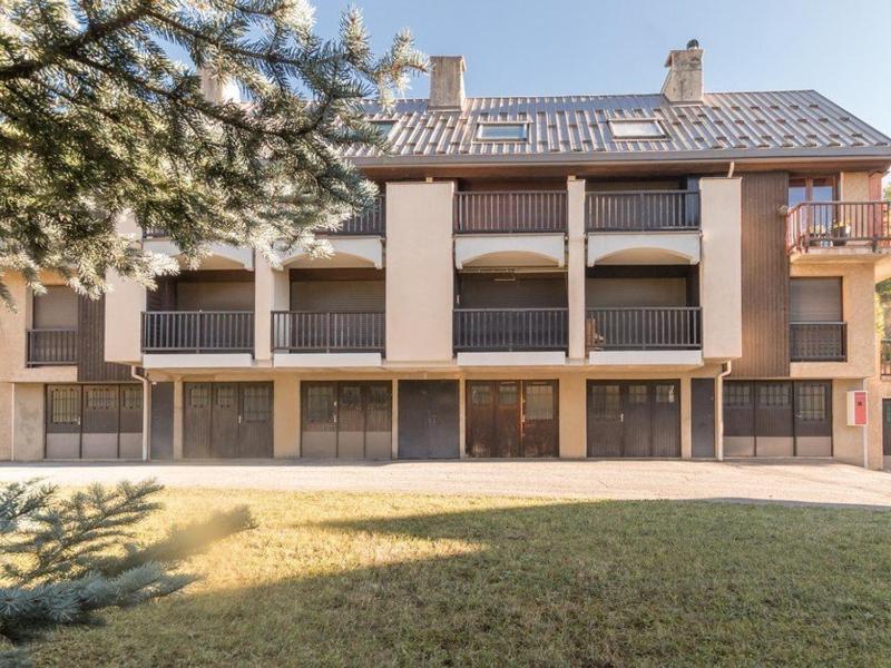 Apartment (6 Adults) image 3