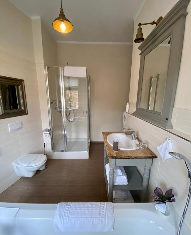 Deluxe Maisonette Apartment image 3