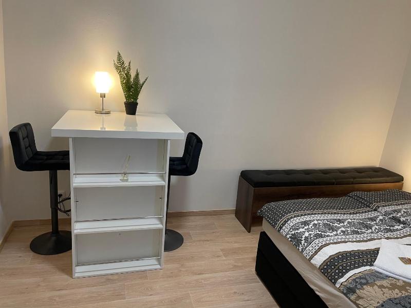 Deluxe Double Room image 3
