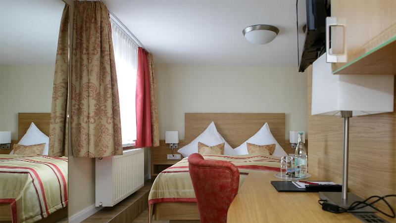 Standard Double Room image 2
