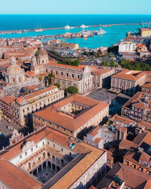 Central Suites Catania - image 31