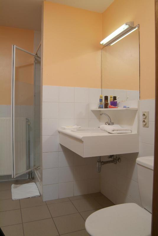 Holiday Home (5 Adults) image 1