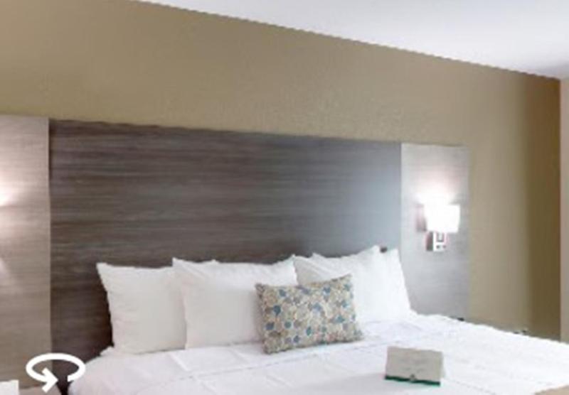 King Room - Non-Smoking image 1