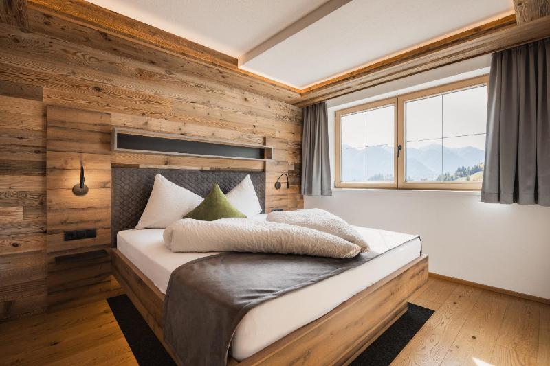 Two-Bedroom Apartment image 3