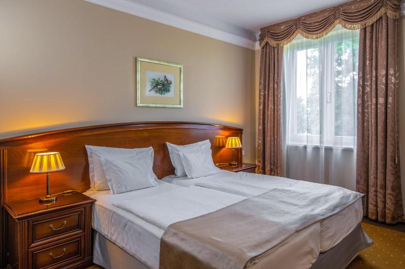 Deluxe Double Room - Manor House image 4