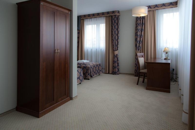 Comfort Twin Room image 2