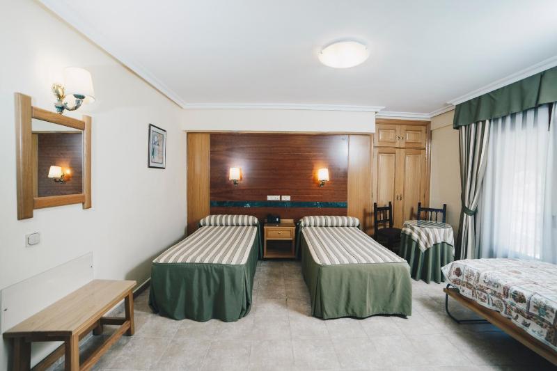 Triple Room image 4