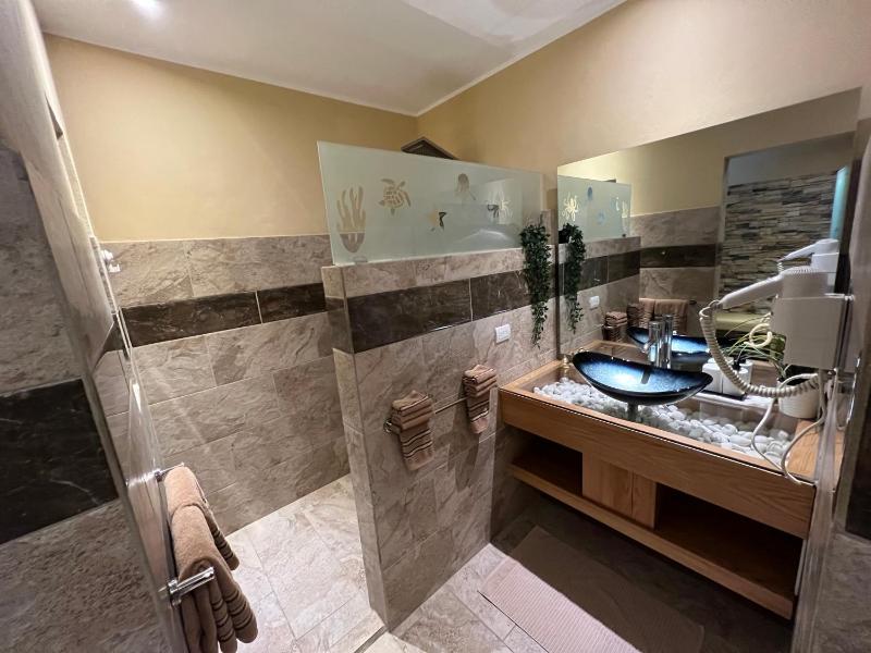 Sosua Inn Hotel - image 13