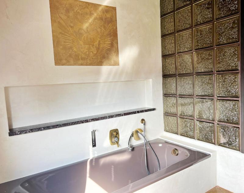 Suite image 3