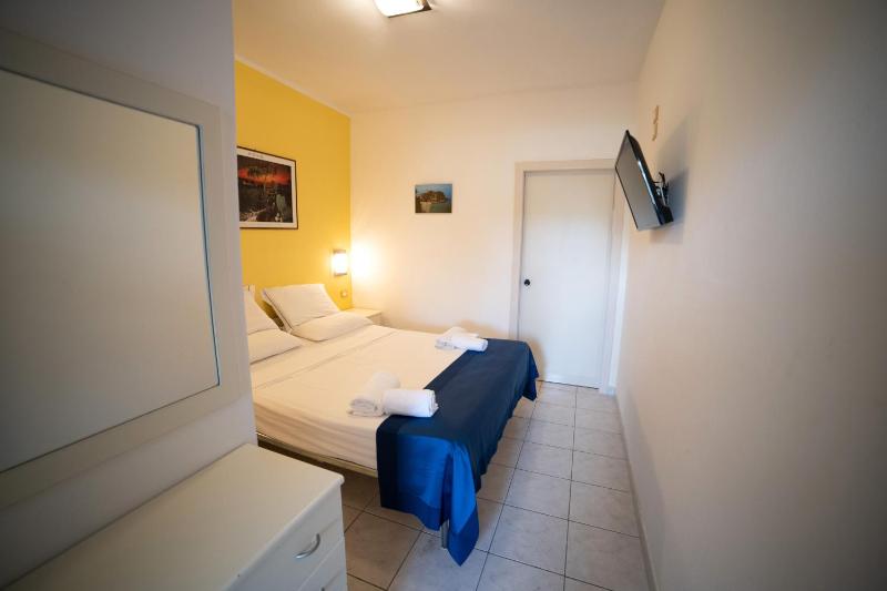 Double Room image 1