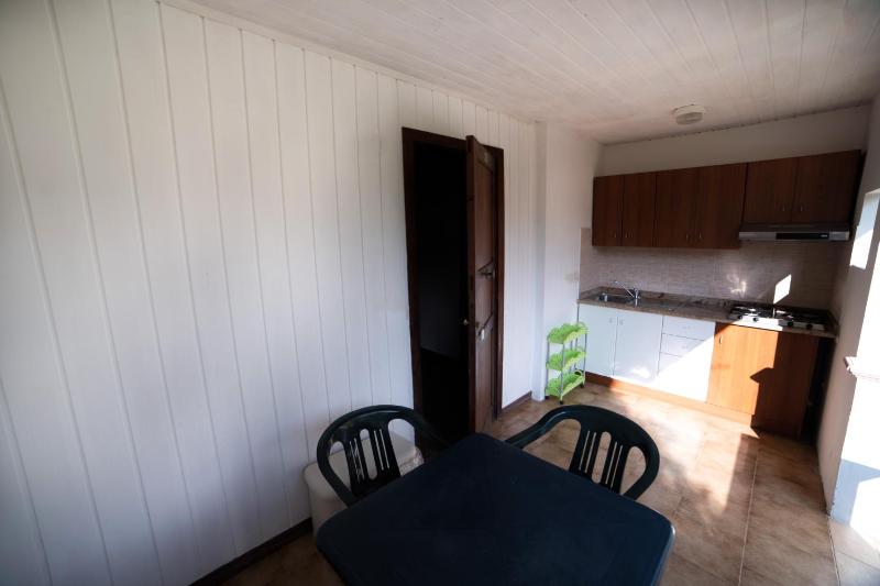 One-Bedroom Apartment image 1