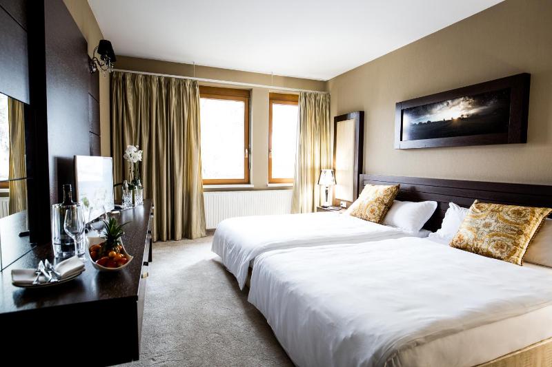 Deluxe Double Room with Shower image 1