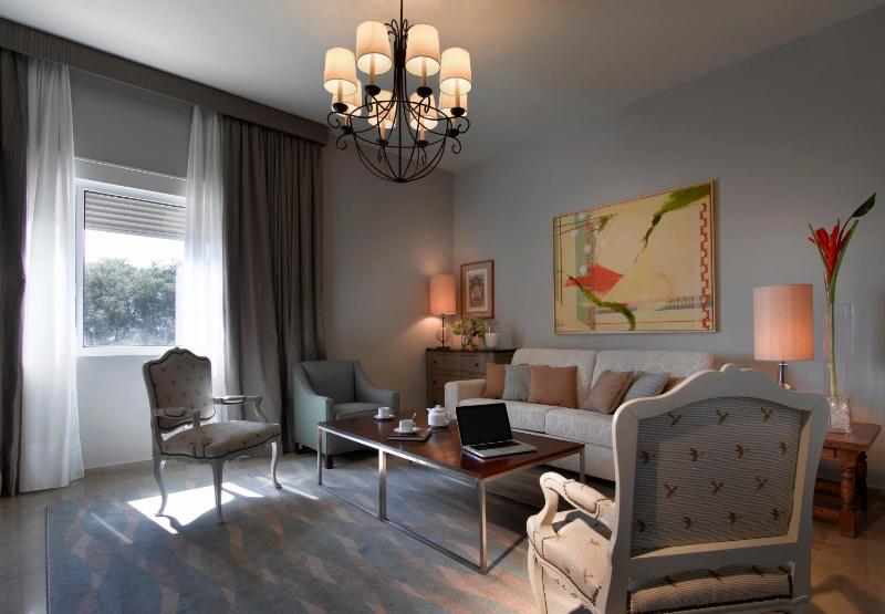 Junior Suite image 1