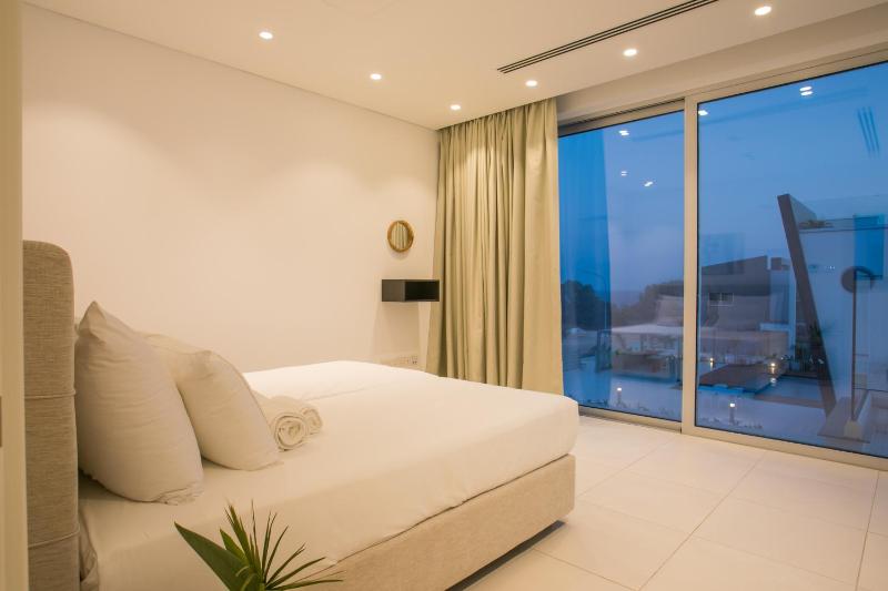 Cove Seaview Villas - Nautica - image 11