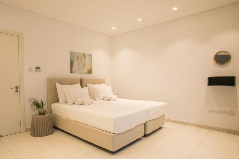 Cove Seaview Villas - Nautica - image 3